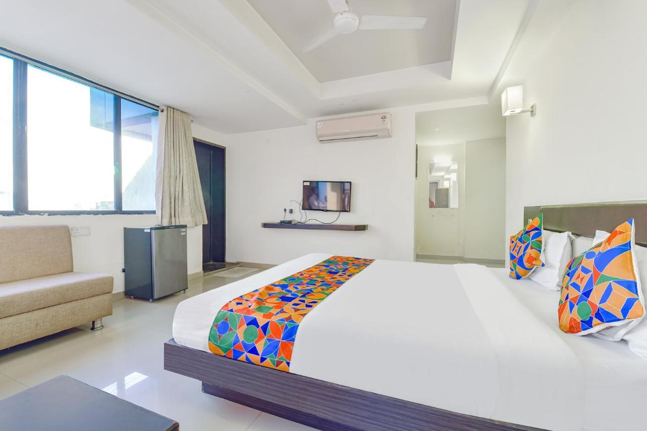 Fabhotel Skyland Ahmadabad Zewnętrze zdjęcie
