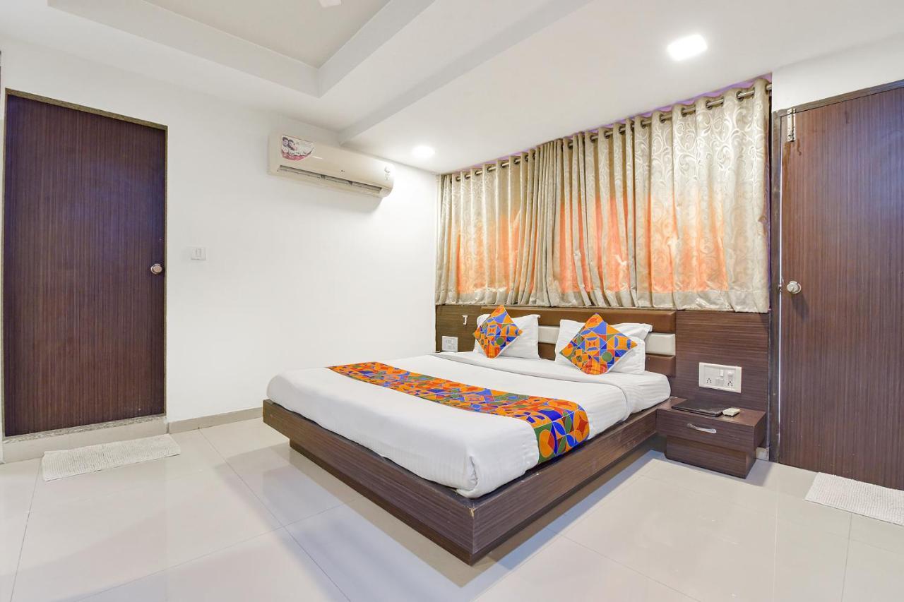 Fabhotel Skyland Ahmadabad Zewnętrze zdjęcie