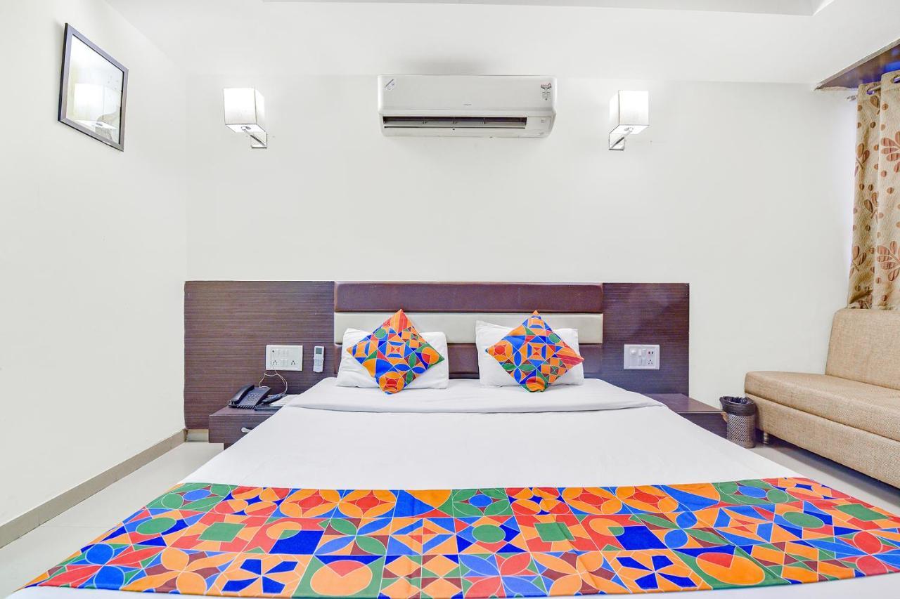 Fabhotel Skyland Ahmadabad Zewnętrze zdjęcie